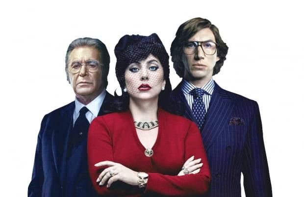 구찌 가문의 실화를 토대로 한 영화 ‘하우스 오브 구찌’. 가수 레이디 가가(가운데)가 희대의 악녀로 열연했다.