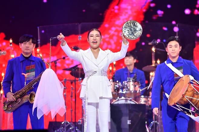 [서울=뉴시스] 조선팝 어게인 송가인 2022.01.28. (사진= KBS 제공) photo@newsis.com *재판매 및 DB 금지 *재판매 및 DB 금지