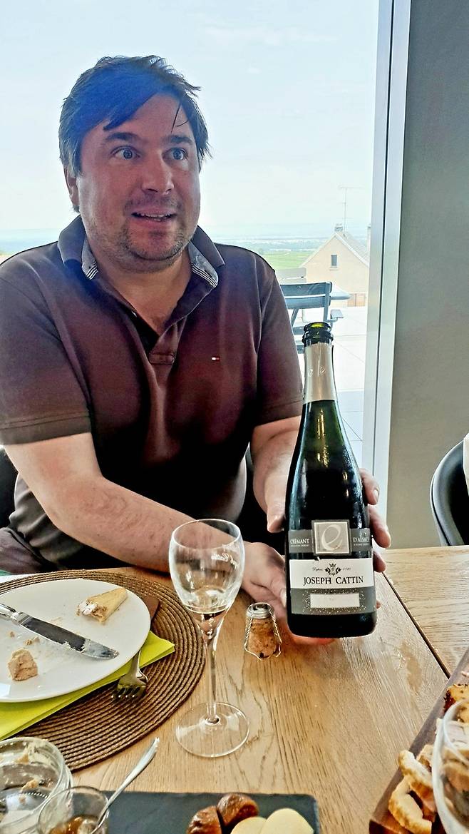 조셉 까땅 에모션 크레망.