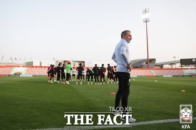 시리아전을 앞두고 두바이에서 훈련 중인 한국선수단./KFA 제공