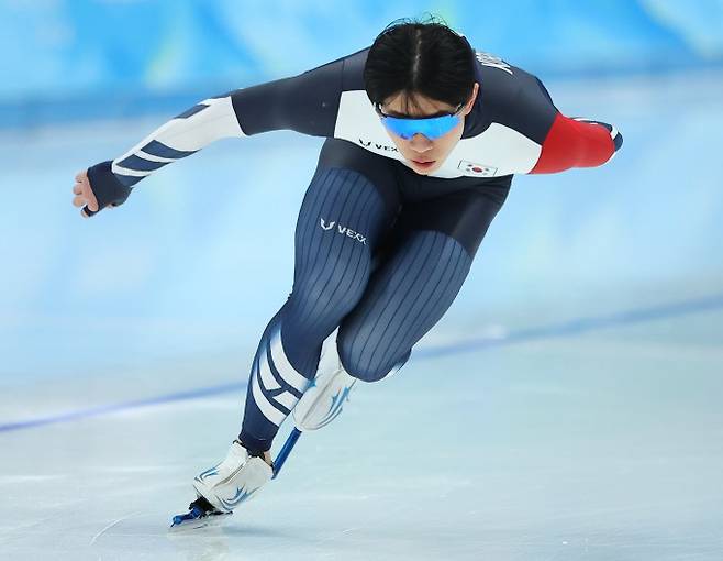 대한민국 스피드스케이팅 국가대표 박성현이 7일 중국 베이징 국립 스피드 스케이팅 경기장(오벌)에서공식 훈련을 하고 있다. 베이징/연합뉴스 제공