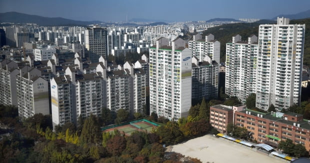 경기도 성남시 분당 시범단지 내 시범삼성한신 아파트 등이 보이고 있다. 사진=김범준 기자