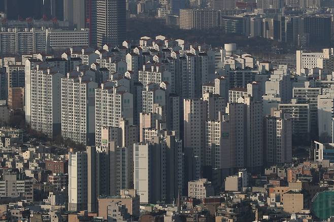지난해 서울 월세 거래량이 7만 건을 돌파하며 2011년 관련 통계 집계가 시작된 이래 사상 최대치를 기록했다. /사진=뉴스1