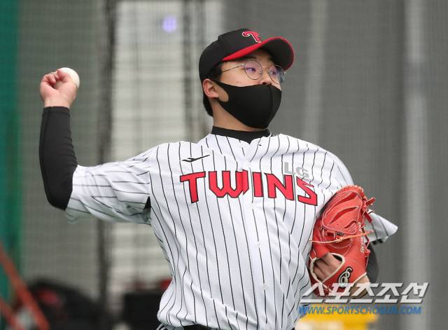 LG 트윈스 우완 투수 이지강. 사진제공=LG 트윈스