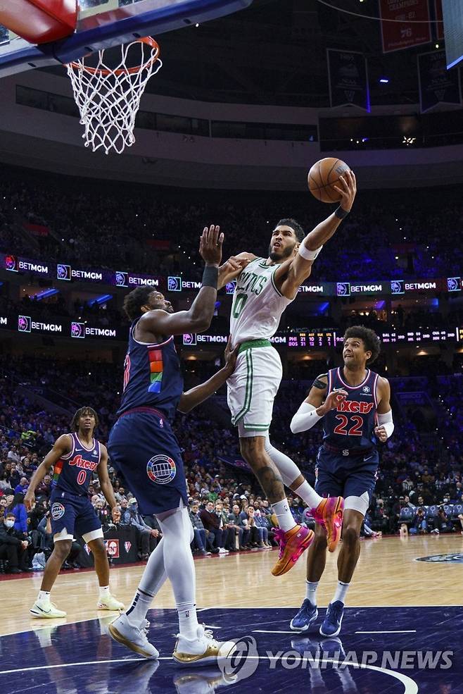 제이슨 테이텀의 슛 [AP=연합뉴스]