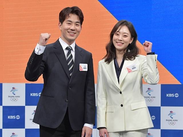 남현종 아나운서, 곽민정 KBS 해설위원 / 사진=스타투데이