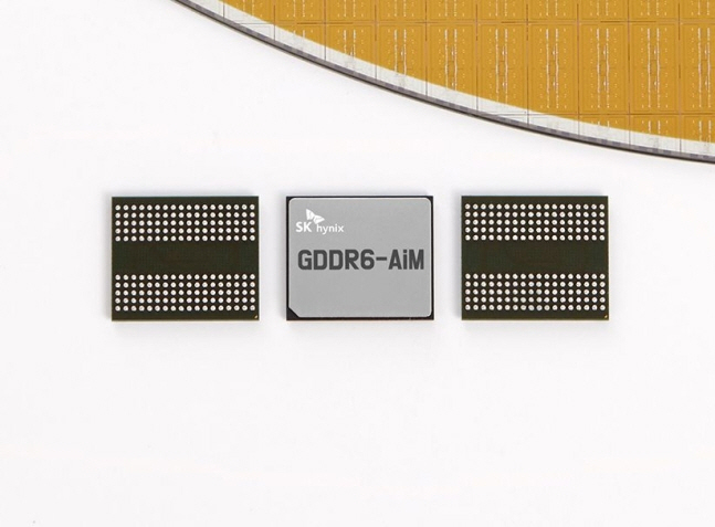 SK하이닉스의 PIM 적용 첫 제품 GDDR6-AiM 모습.