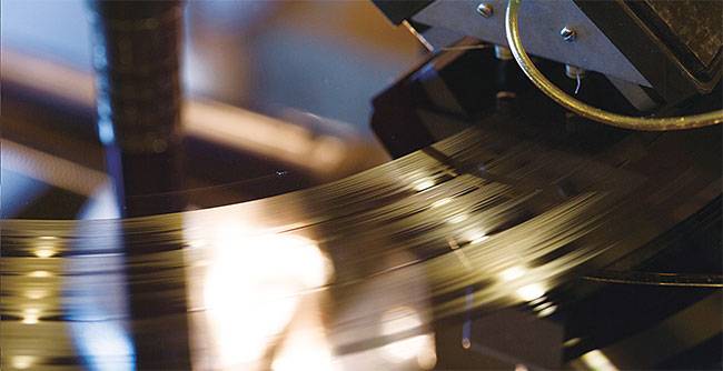 LP 커팅 작업. 사진 마장뮤직앤픽처스