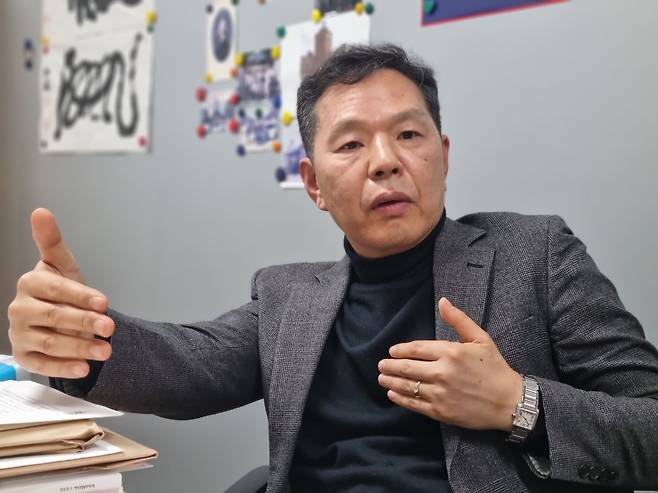 14일 세종시 국책연구단지에서 조선비즈와 인터뷰 중인 채창균 한국노동경제학회장(한국직업능력연구원 선임연구위원)./세종=이민아 기자