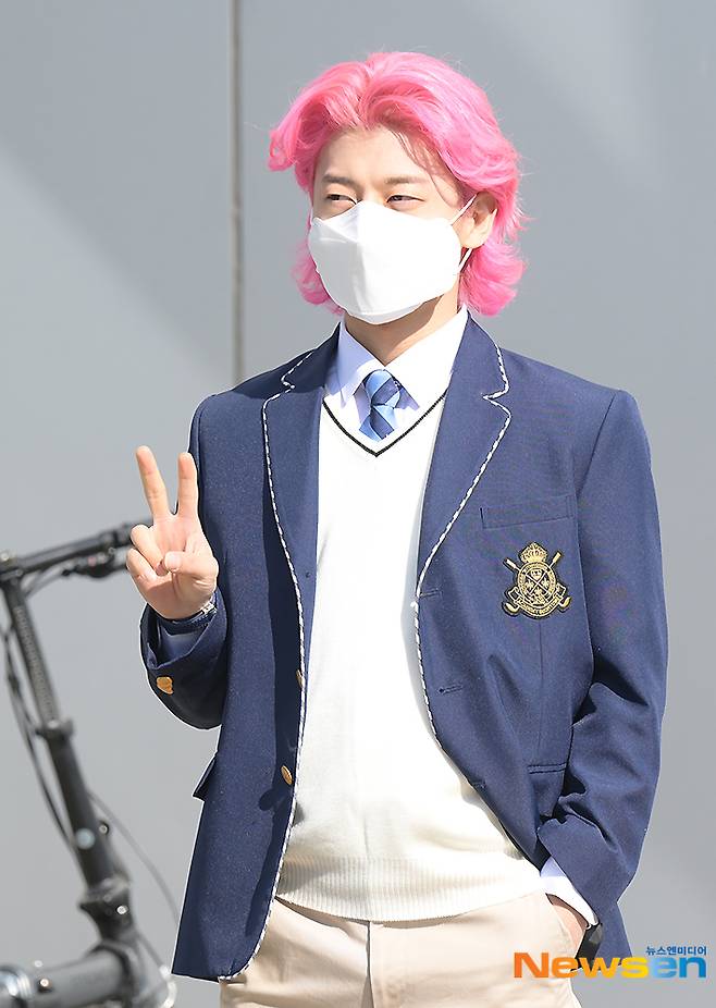 곽윤기 ‘힙하게 브이’