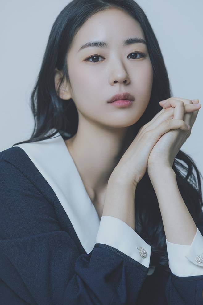 공작도시, 이이담