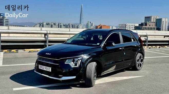 기아 신형 니로 하이브리드(오로라 블랙 펄)