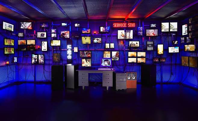 '구찌 가든 아키타이프: 절대적 전형' 컨트롤 룸  [구찌 제공. 재판매 및 DB 금지]