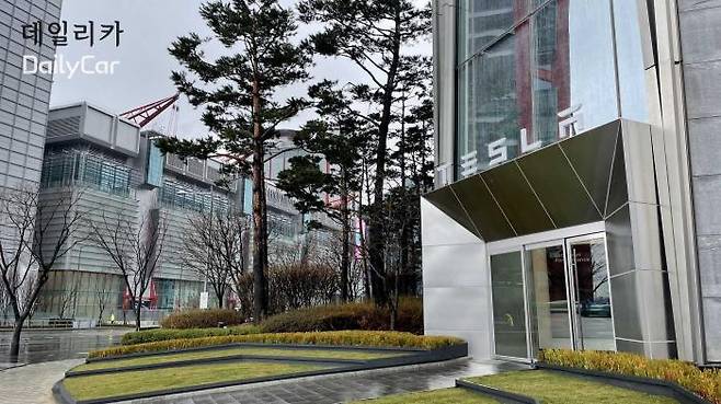 테슬라 여의도 스토어