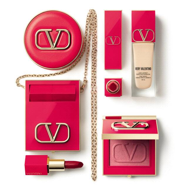 발렌티노 뷰티 제품