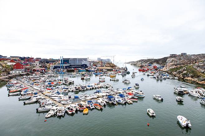 일루리사트의 항구.