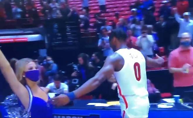 ['Kyle G. Adema' 트위터 캡처]