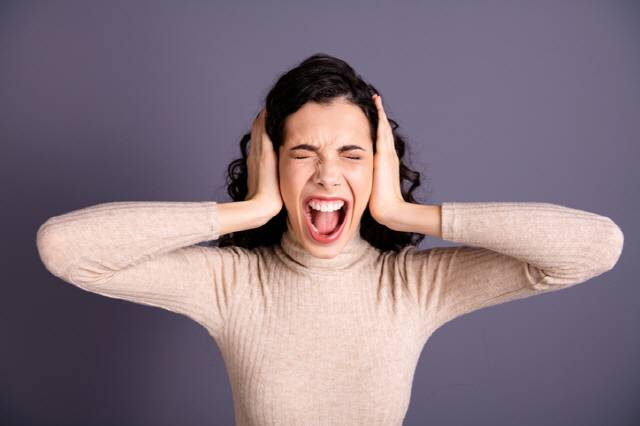 쉽게 화를 내는 것 외에 성격이 급하거나 쉽게 좌절하는 성향 또한 분노조절장애 의심 증상에 포함된다./사진=게티이미지뱅크