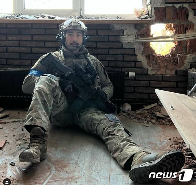 우크라이나에 무단 입국한 유튜버 이근씨가 30일 소셜미디어를 통해 자신의 근황을 알렸다. (이근 인스타그램) © 뉴스1