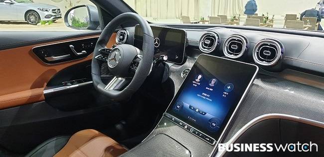 C300의 내부 인테리어 / 사진=김동훈 기자