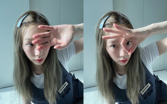 On the 6th, Taeyeon uploaded several selfies to her instagram. Taeyeon Poses for the camera in the sunshine.Among the selfies with Taeyeons unique cuteness, a picture of a Gyarupis Pose that is popular among girl groups these days catches the eye.Taeyeon, who makes a fresh face by flying V (V) toward the camera, boasts her face for an incredible time at the age of 34.Taeyeon, who fixed his bangs with a big bang, took various Poses besides Gyarupis and enjoyed the eyes of fans.Fans are reacting hotly to their shiny appearance, even though they are wearing white T-shirts, pants and aprons.On the other hand, Taeyeon is active in entertainment such as tvN Amazing Saturday and Mnet Queendom 2.Photo: Taeyeon Instagram