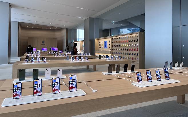 오는 9일 개장할 '애플 명동' 내부 모습. [박혜림 기자/rim@]