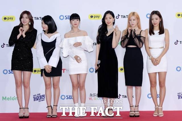 그룹 에이핑크가 데뷔 11주년을 앞두고 있는 가운데, 멤버 손나은이 팀 탈퇴를 결정했다. /더팩트 DB