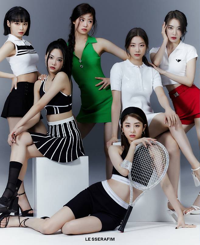 'PERFECT VISUAL' 르세라핌, 6인 단체 사진 최초 공개