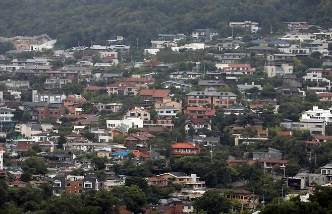 정부가 청년들의 주거비 부담을 덜어주기 위해 한시적 월세 지원사업을 본격화한다.ⓒ뉴시스