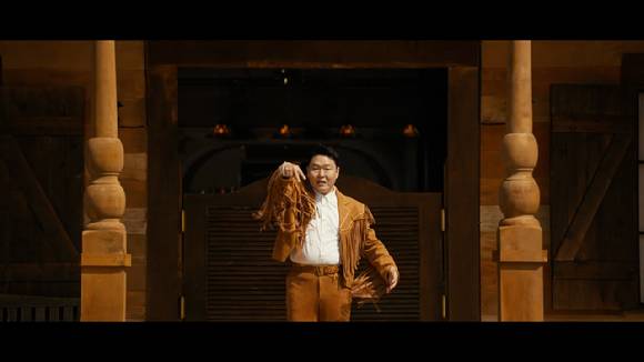싸이(PSY)의 신곡 'That That (prod. & ft. SUGA of BTS)' 뮤직비디오 2차 티저가 공개돼 화제를 모으고 있다. [사진=싸이 'That That' MV 티저 영상 캡쳐]