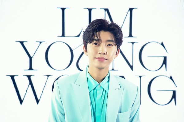 Singer Lim Young-woong has revealed his extraordinary affection for his first full-length album and fans.On the same day, at 6 pm, Lim Young-woongs debut album IM HERO, which takes off the veil through various soundtrack sites, is the title song of Can I meet again.The Can I Meet Again is an emotional ballad featuring lyrics that Singer Lee Juck wrote and composed, Jung Jae-il participated in the string arrangements, and had to leave for the lover who had separated, and the lover who loved at the time, and had to be sent.Lim Young-woong will show off his presence once again as a male solo singer, showing off fresh charms 180 degrees different from before, and it is noteworthy that Lim Young-woongs high-quality sensibility and when My Love Blooms people listen to sympathetic lyrics will be attracted.Lim Young-woong wanted to show the most important part and the public in preparing this first full-length album, saying, I wanted to show a variety of genres without any awkwardness, not just one genre.I thought that someones story wanted to get close to the song. Lim Young-wong also told about Hero, which he thinks about the title IM HERO.He said, Of course, they are the family members of the Hero era.Lim Young-woong commented on the selection process of the title song, saying, The title song is a song written and written by Lee Juck Sunbather.I talked to Lee Juck Sunbather for a long time and it seemed that the afterlife had been a little longer when I first heard the song.I was happy to think that I could listen to this wonderful music through my voice.I made a lot of efforts to sing better. He vividly conveyed his first impression when he encountered the song.Lim Young-woong cited I Love You Real as the next song of affection besides the title song.He said, It is a lovely song when you hear sweet lyrics and soft melodies.As for the use of the pre-release song as Our Blues OST, I directly felt that the impression grew when the story and song of the drama were well combined.I am so grateful for your appreciation and appreciation for listening and enjoying it. I hope the song could shine more thanks to the good scenarios, directing, and actors.I am trying to do my best to shoot as much as possible. Lim Young-woong has been a huge fandom for many years because of the fans who always give me generous love and interest.I think it is because of the constant hearts. I am willing to appear whenever there is a place to fit in, he said.But now I want to see and communicate with fans by doing All States tour with Singer Lim Young-woong. Especially, I am preparing for the All States tour concert that many fans are expecting, I am doing my best to enjoy a solid concert with scale, inner room, and pleasure and to think that I want to see it again when I go home.All of When My Love Blooms is a hot topic, he said, expressing strong confidence in the concert.Finally, Lim Young-woong said, As a singer, I want to be remembered as an artist who sings close to you.Personally, I want to be healthy and happy. fish music