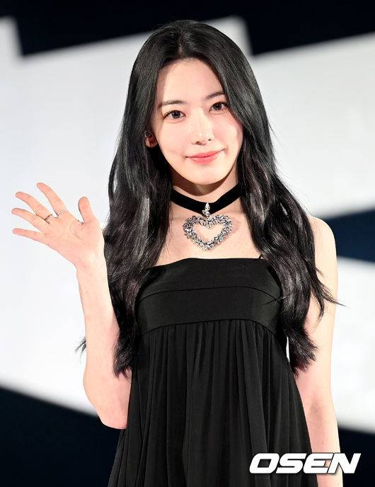 르세라핌 사쿠라 "세 번째 데뷔, 더 부담되고 잘해야겠다는 생각" [Oh!쎈 현장]