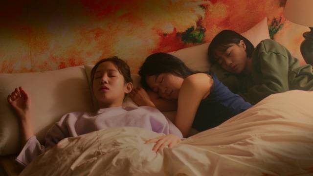 영화 '내가 누워있을 때' 스틸 / 사진=시네마 달