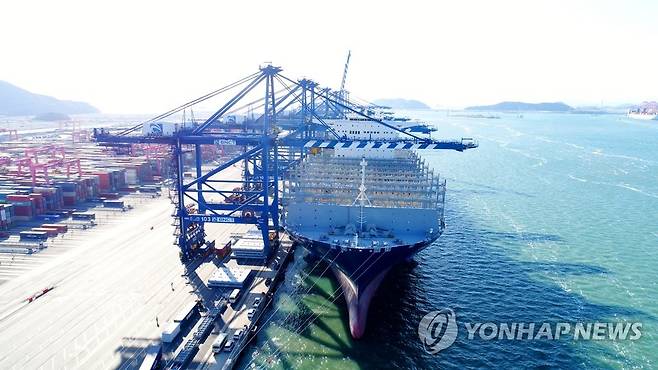 부산항 신항  [연합뉴스 자료사진]