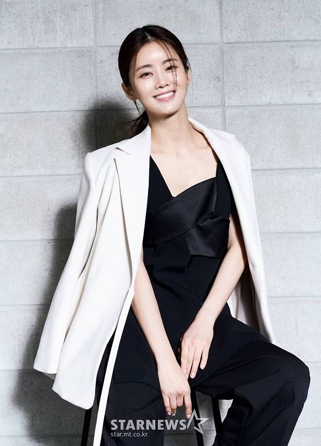 TV조선 드라마 '결혼작사 이혼작곡3'의 배우 이가령이 4일 진행된 종영 인터뷰를 위해 포즈를 취하고 있다. /사진제공=아이오케이엠  2022.05.04 /사진=이동훈 기자 photoguy@