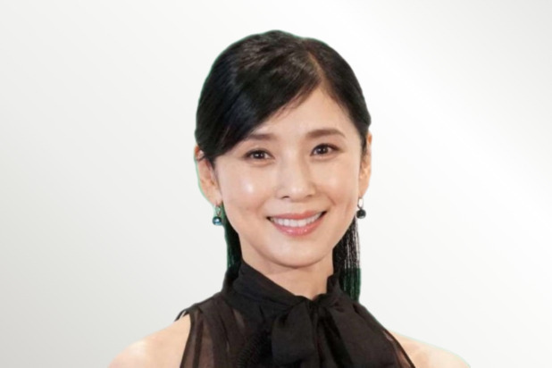 영화 실락원에 출연했던 일본 여배우 쿠로키 히토미. 1960년생인 그녀는 60대에도 30대와 같은 동안을 자랑한다.[MAiDiGi TV 캡처]