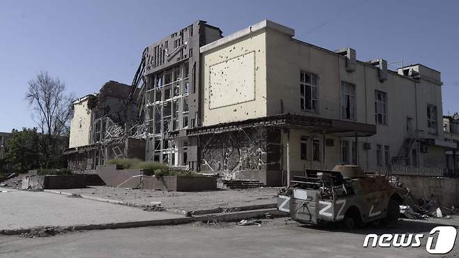 8일(현지시간) 러시아군의 공격을 받고 있는 우크라이나 남부 도시 마리우폴의 모습. 2022.05.08/뉴스1 © AFP=뉴스1 © News1 김민수 기자