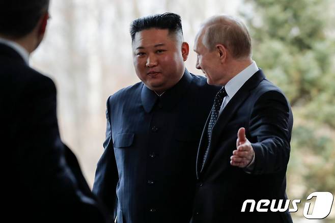블라디미르 푸틴 러시아 대통령과 김정은 북한 노동당 총비서. © AFP=뉴스1 © News1 우동명 기자