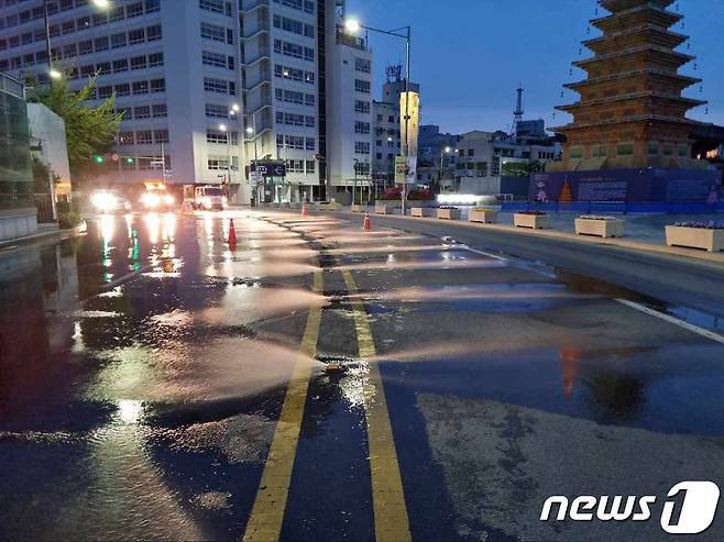 국립아시아문화전당 인근과 금남로에 설치된 클린로드시스템.(광주시 제공)2022.5.10/뉴스1 © News1