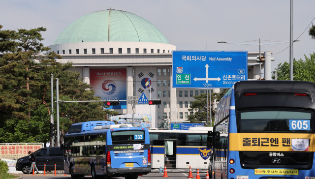 10일 국회의사당 주변은 윤석열 대통령 취임식으로 교통을 통제했다. 연합뉴스