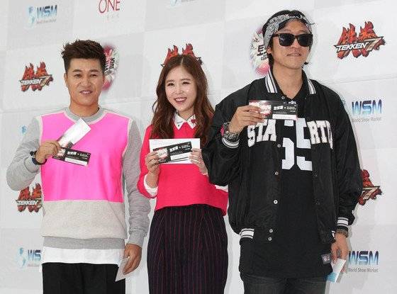 그룹 코요테의 보컬 신지(가운데). 사진=일간스포츠