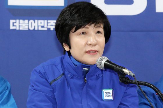 4선 김영주 민주당 의원은 김상희 부의장에 이어 '여성부의장' 기치를 내걸고 출마 의지를 다지고 있다. 뉴스1