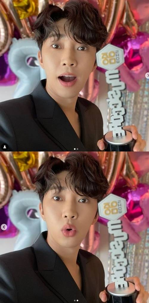 가수 임영웅이 ‘쇼! 음악중심’ 1위 인증샷을 공개했다. 사진=임영웅 공식 인스타그램