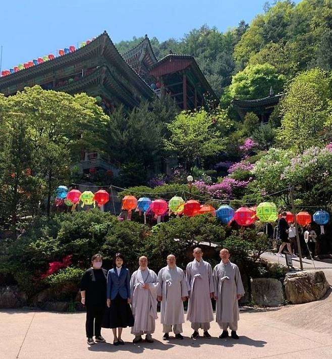 김건희 여사가 3일 충북 단양의 구인사를 방문했다. /사진=김건희 팬카페 건사랑 제공·머니투데이