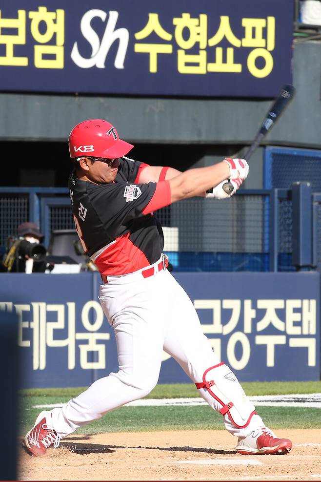 ▲ 15일 잠실 LG전에서 개인 첫 홈런을 대형 아치로 장식한 KIA 임석진 ⓒKIA타이거즈