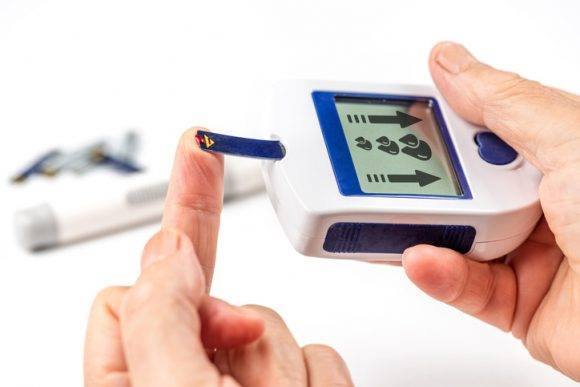 혈당수치가 정상보다 높은 사람은 심장마비로 인한 입원 가능성이 더 높다. [사진=게티이미지뱅크]