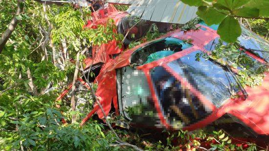 경남 거제시 선자산 인근에 16일 오전 화물운송헬기가 추락했다. [이미지출처=경남소방본부]