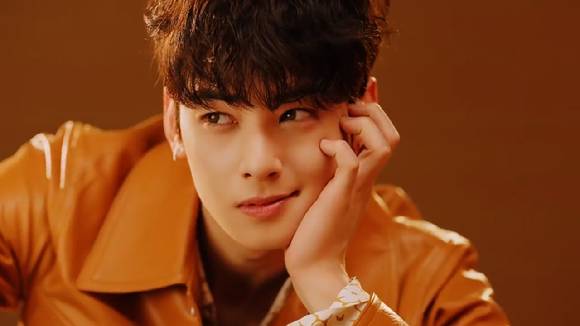 아스트로(ASTRO) 세 번째 정규 앨범 'Drive to the Starry Road'의 타이틀곡 'Candy Sugar Pop' 뮤직비디오 티저 영상이 공개돼 관심을 모으고 있다. [사진=아스트로 'Candy Sugar Pop' MV 티저 영상 캡쳐]