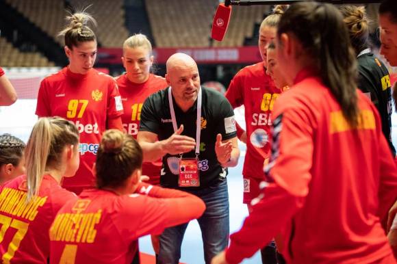 한국여자핸드볼대표팀 감독으로 선임된 킴 라스무센. [사진=대한핸드볼협회]