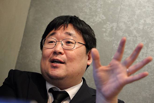 최근 환경안전공학과 교수로 부임한 곽재식 작가는 그동안 책 30여 권을 냈다. ⓒ시사IN 조남진